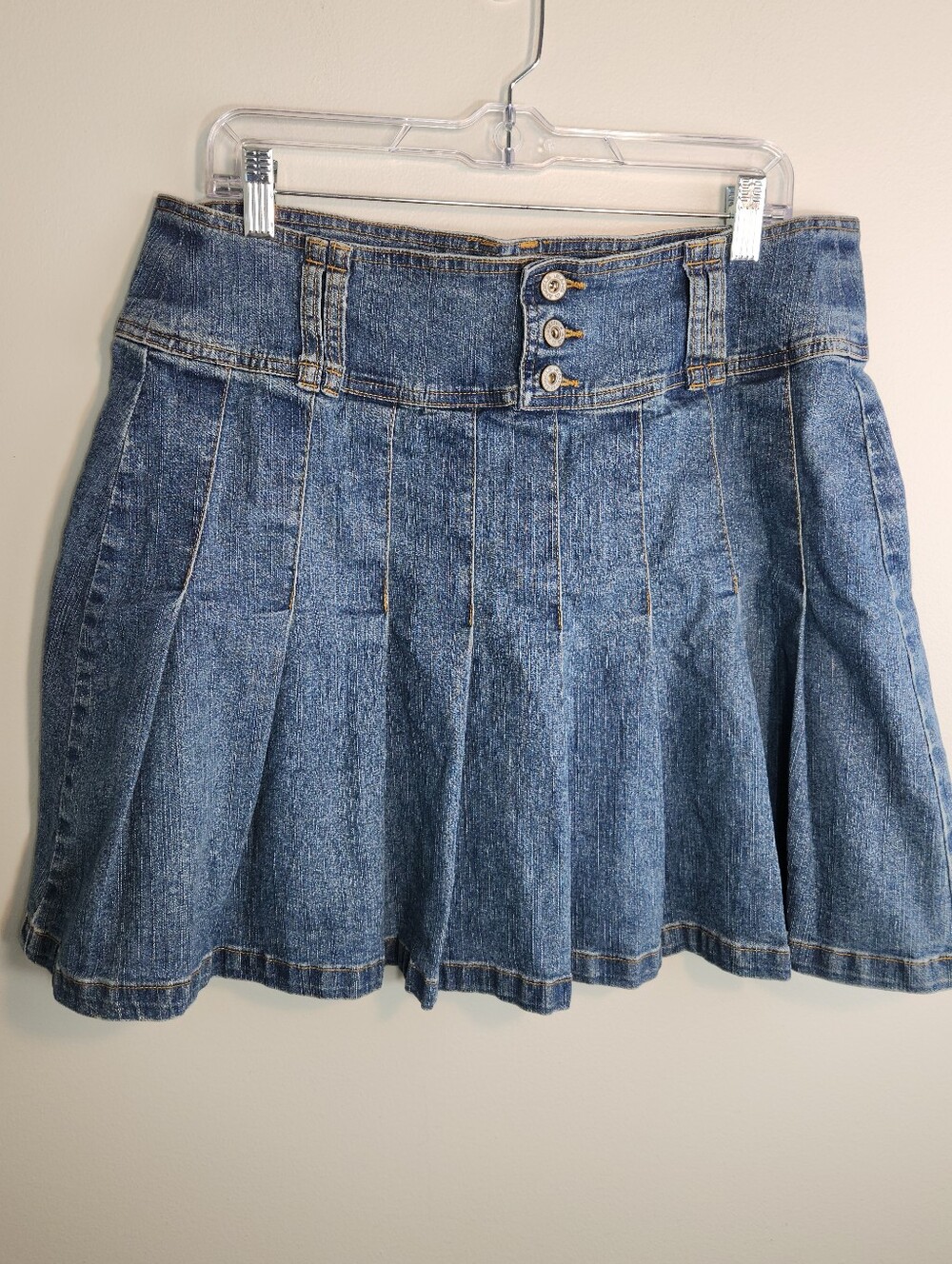 Classic Blue Denim Pleated Mini Skirt Sz 14